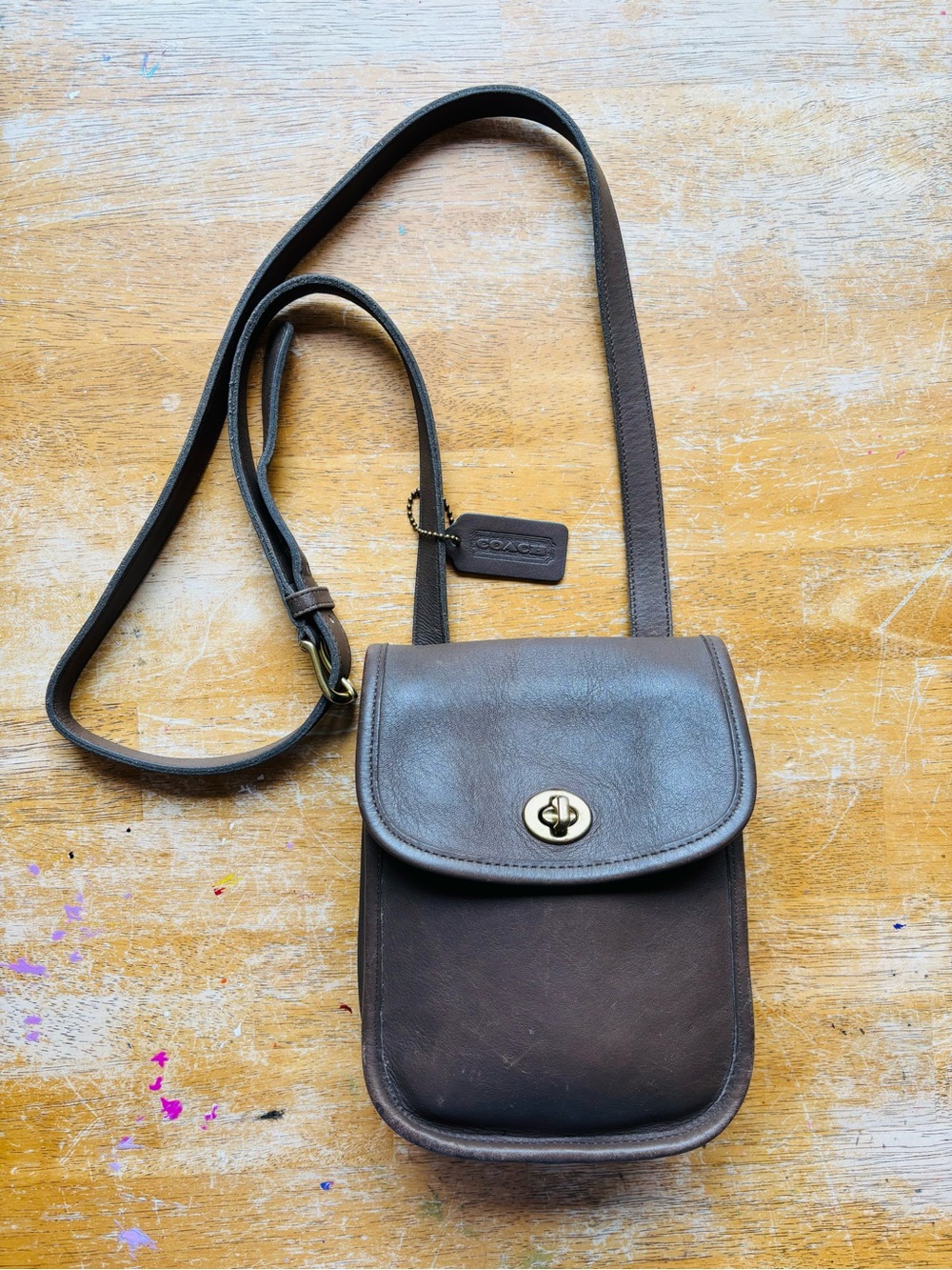 Vintage Coach Dark Brown Leather Turnlock Crossbody 9978 - Picture 13 of 13